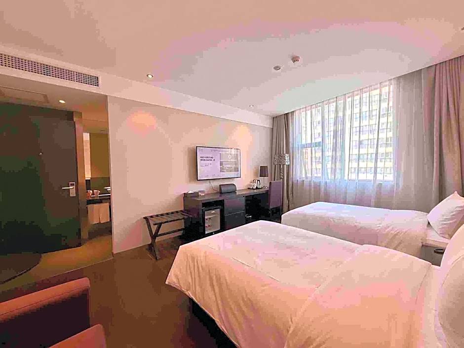 Orange Hotel Jinji Lake in Suzhou Center