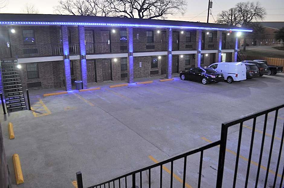 Trinity Suites Downtown Dallas