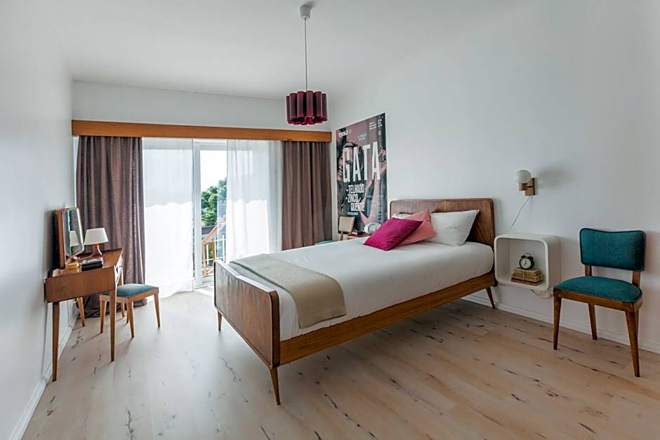 Spacious and Bright City Ap II