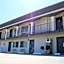 Value Inn Bellflower
