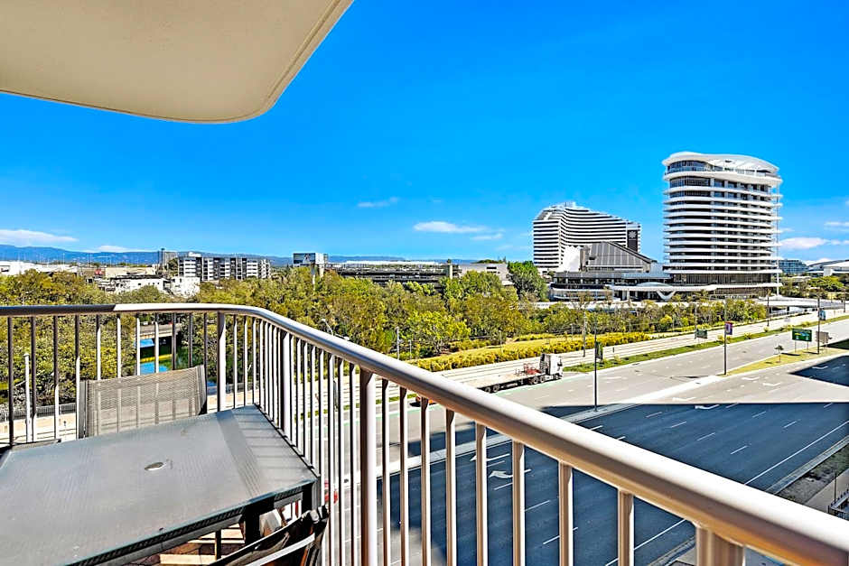 Broadbeach Travel Inn Apartments