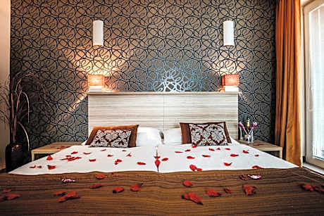 Deluxe Suite with Welcome Drink