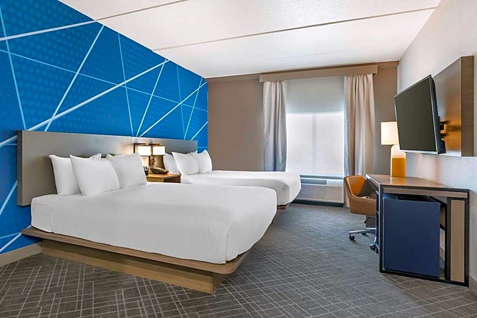 Comfort Inn & Suites Frisco East - McKinney