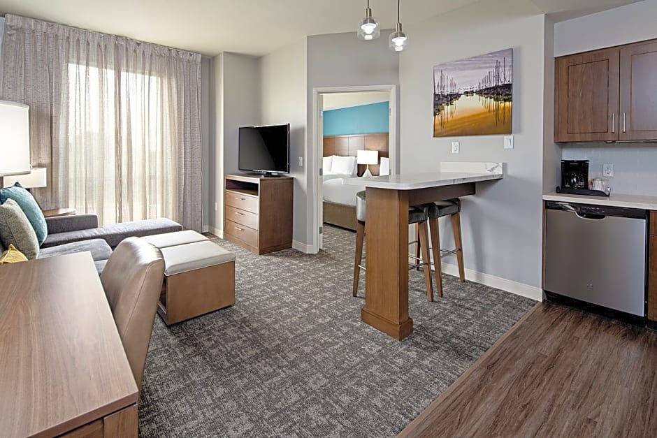 Staybridge Suites Long Beach Airport