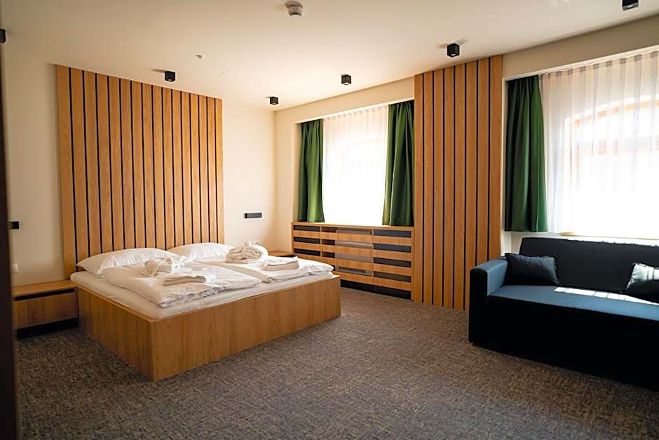 Hunor Hotel és Étterem