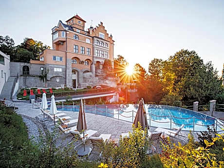 Hotel Schloss Mönchstein