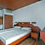 Binji Hotel