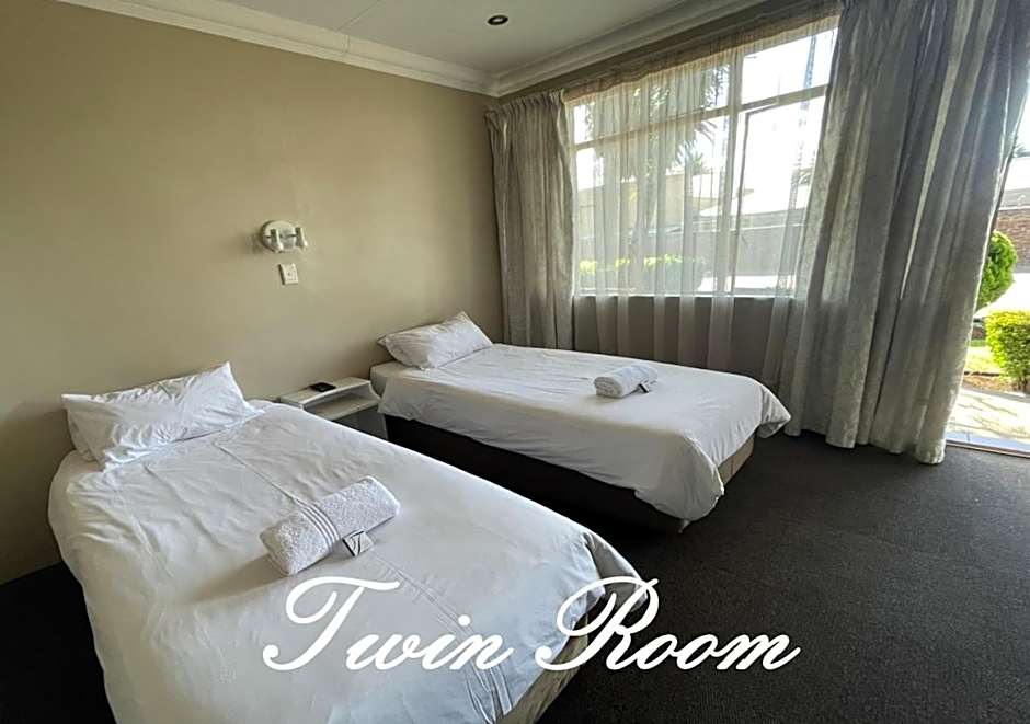Travel Lodge