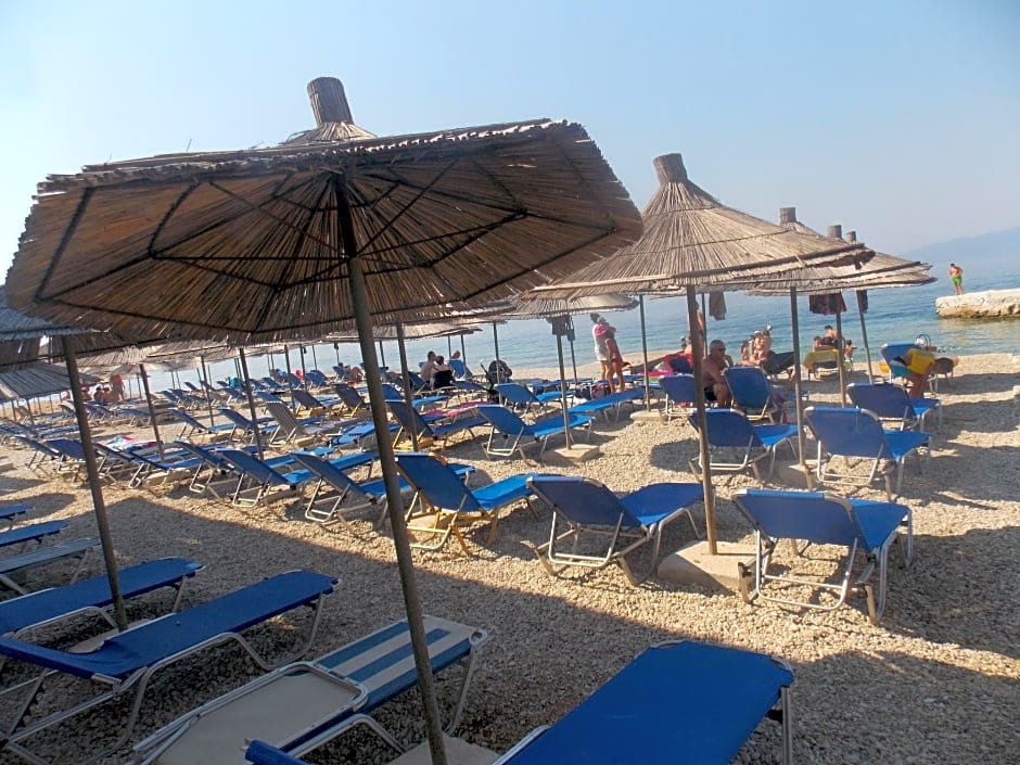 Hotel Joni Kompleks