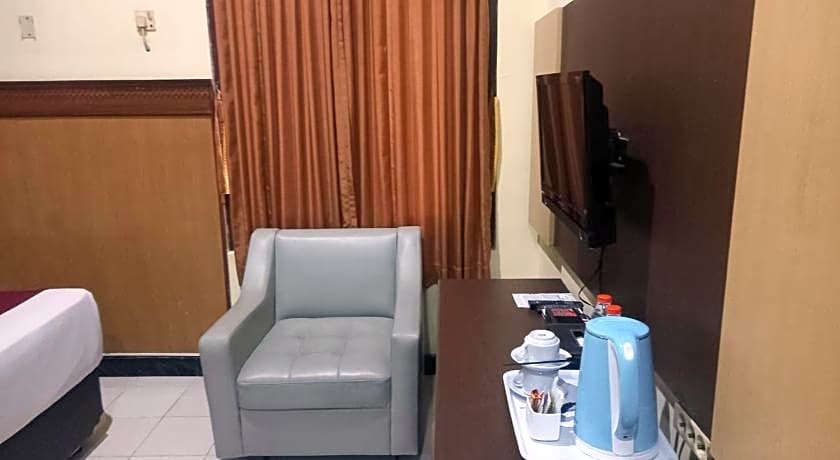 Urbanview Hotel Dedy Jaya Brebes