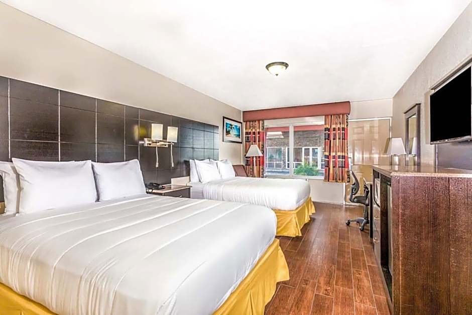 Econo Lodge Inn & Suites Florida City