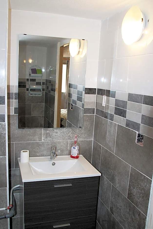 Pension La Lambra Azul