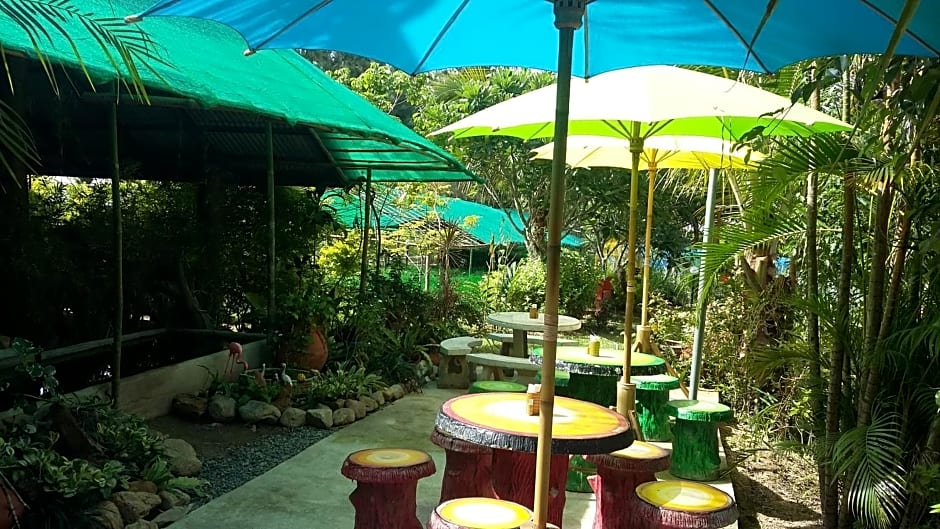 Khoom Kam Kaew