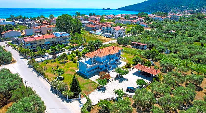 Melathron Rooms & Apartments
