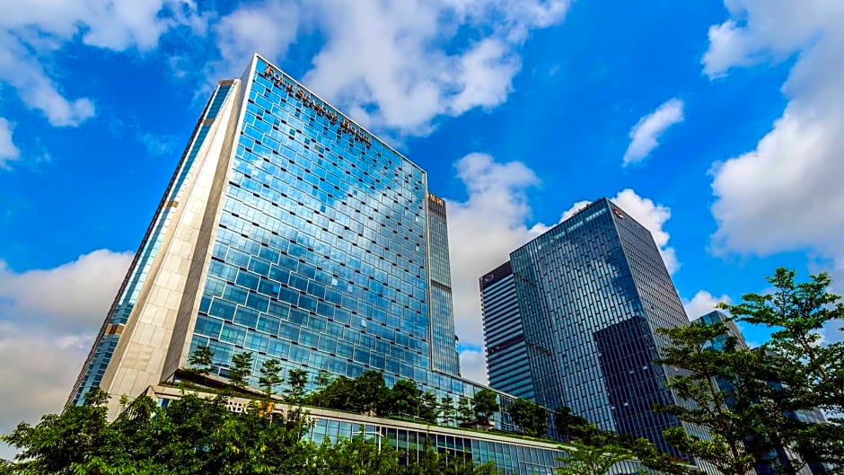 Photo 1 of 50 of Four Seasons Hotel Shenzhen