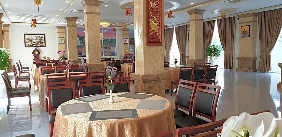 Phuc Ngoc Hotel