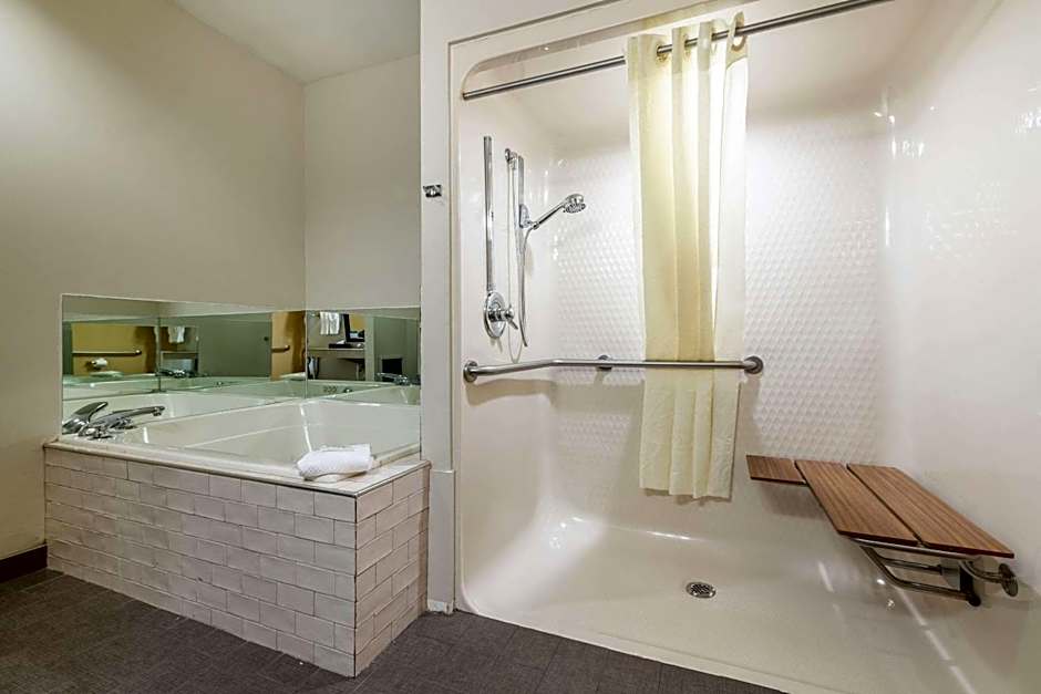 Sleep Inn & Suites Green Bay South
