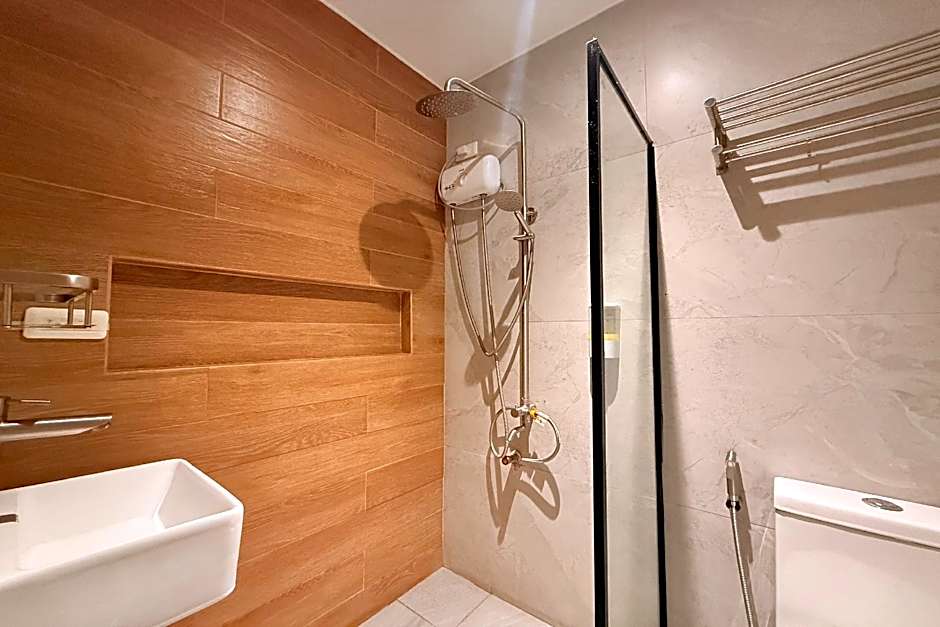 Aurora Suites Pasay near Airport