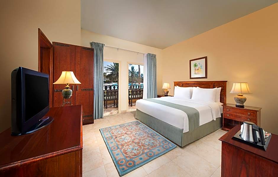 Al Hamra Village Hotel