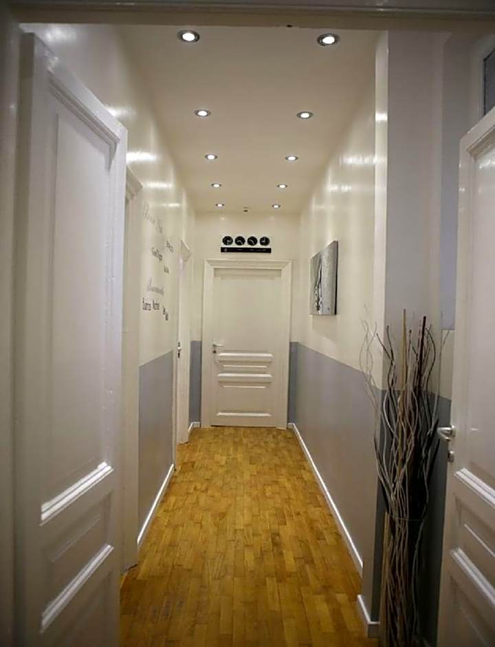 Vatican Room and Kitchen