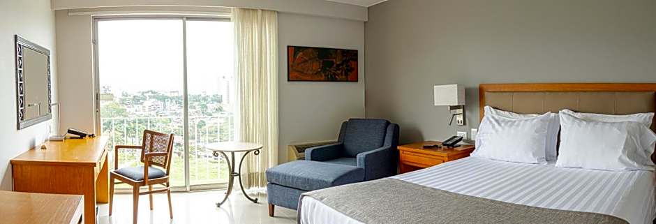 Hotel Estelar Altamira