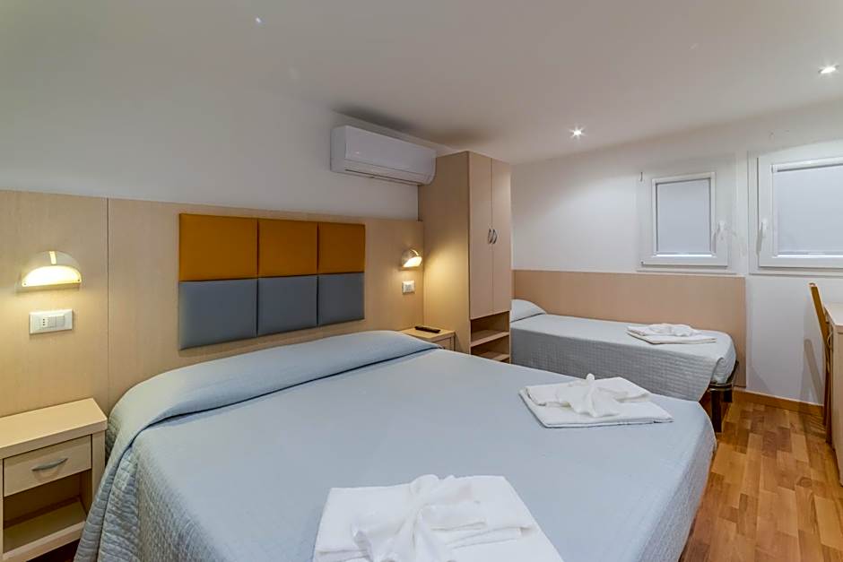Hotel Stresa