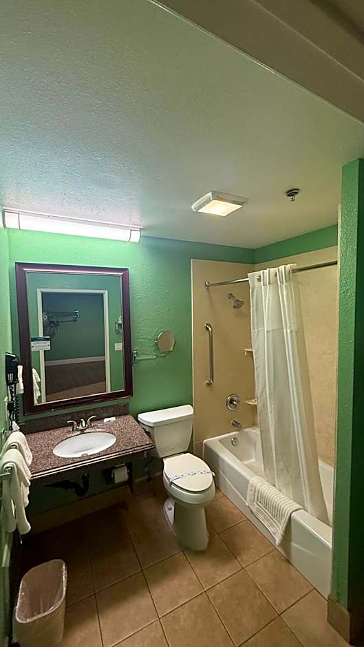 Quality Inn Hemet - San Jacinto