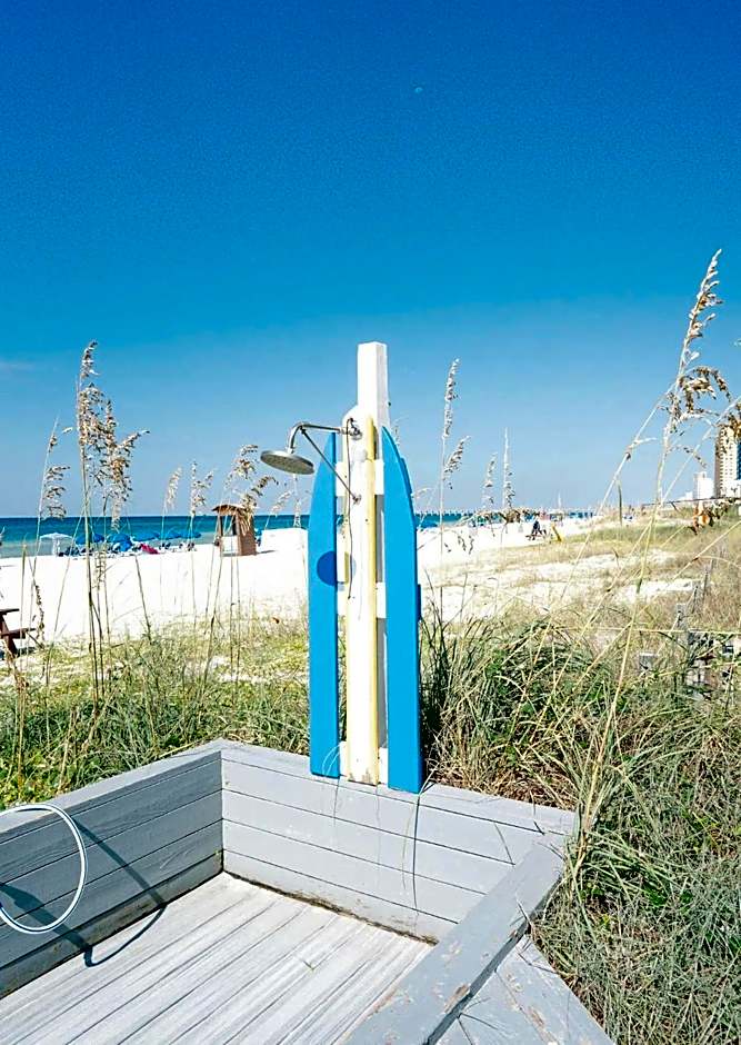 Sandy Bottoms Beachfront Studio On The Sand