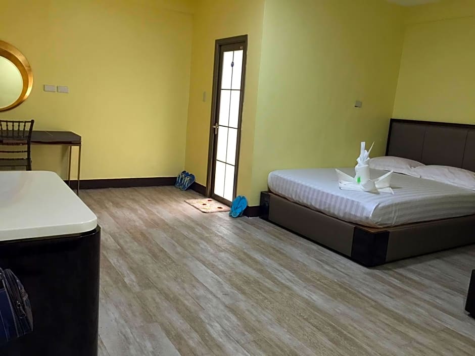 Meaco Royal Hotel-Plaridel