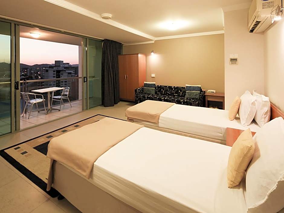 Astor Metropole Hotel