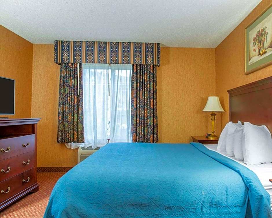 Quality Inn & Suites Meriden