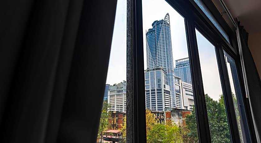 Sovereign Group Hotel @ Pratunam Bangkok