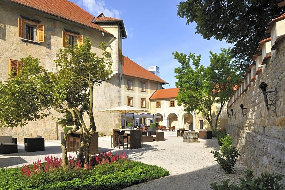 Hotel Grad Otocec - Relais Chateaux