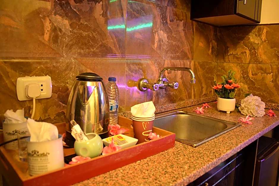 Sama Paris Plaza Hotel