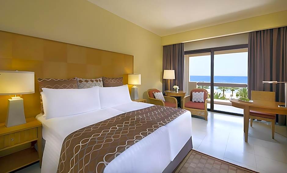 Photo 1 of 5 of 1 Bedroom Suite, Smoking, Sea View