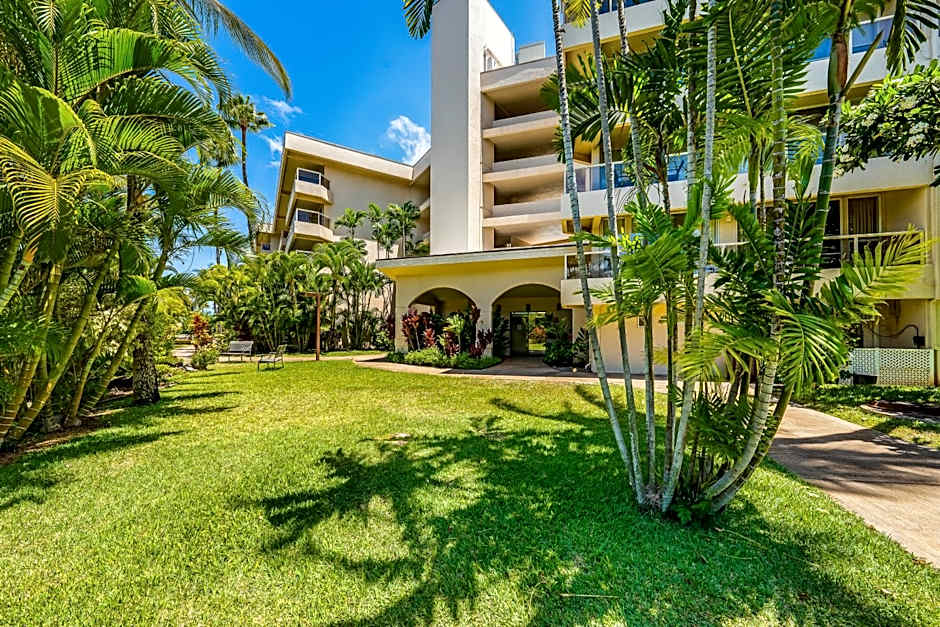 Central Kihei Gem! 3-Min Walk to the Beach & Shops