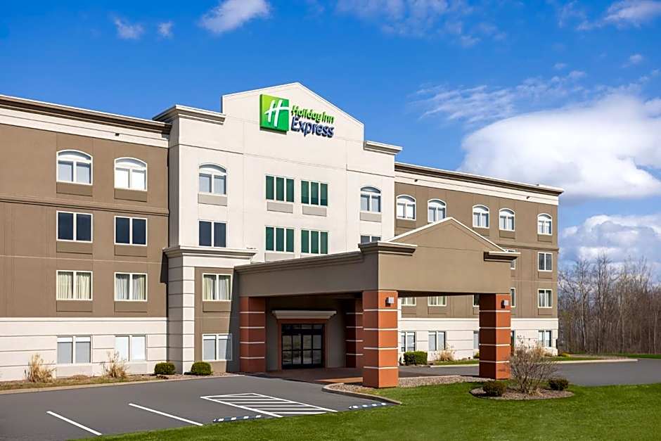 Holiday Inn Express Syracuse-Fairgrounds by IHG