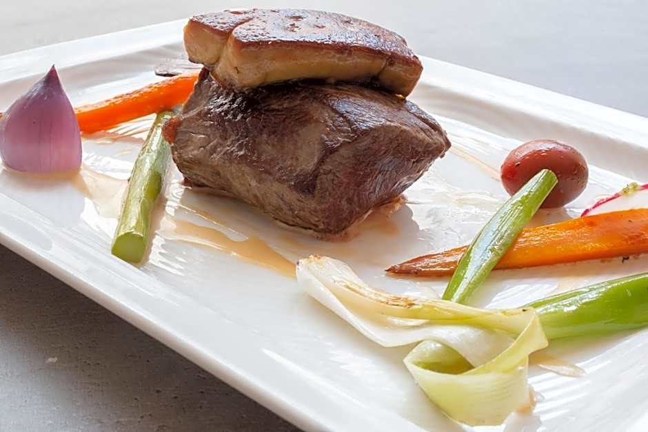 Logis Hôtel Les II Mas - Perpignan Sud