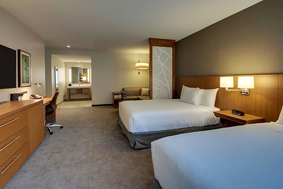 Hyatt Place Milwaukee Downtown