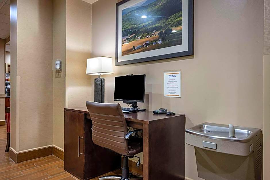 Comfort Suites near Penn State