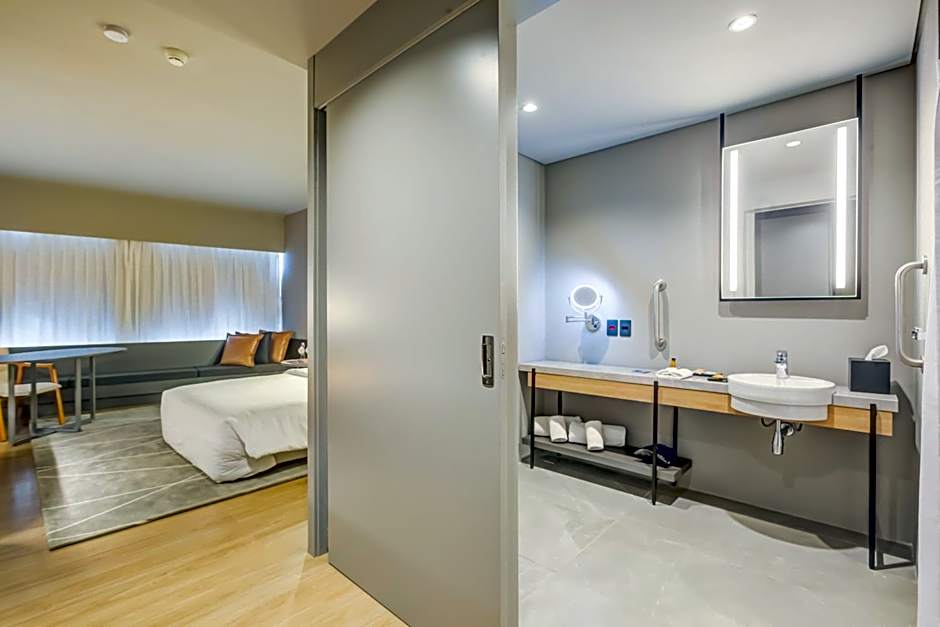 DoubleTree by Hilton Porto Alegre