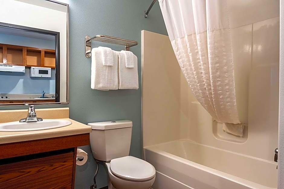 WoodSpring Suites Greenville Central I-85