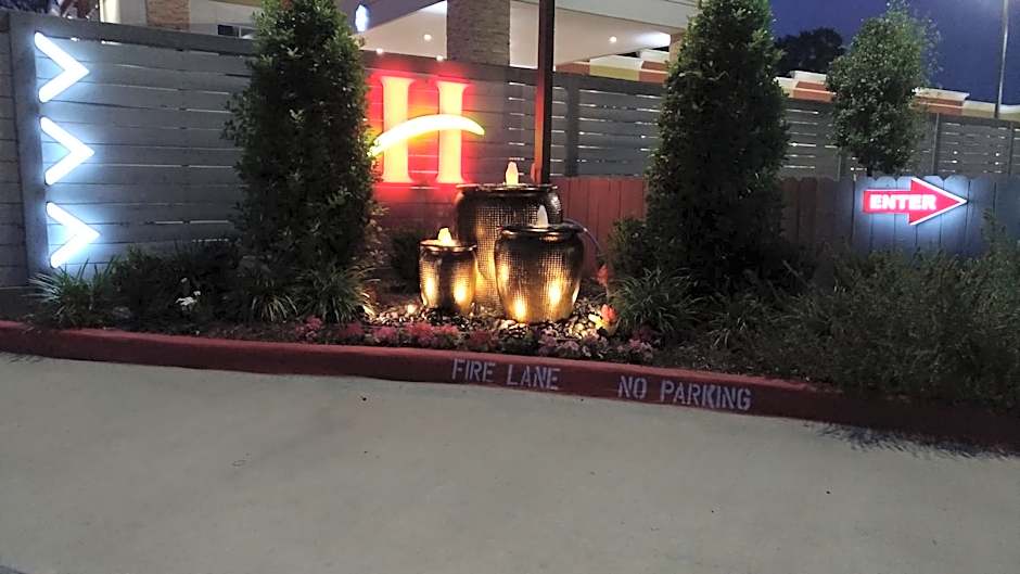 Haven Inn & Suites Downtown Houston.