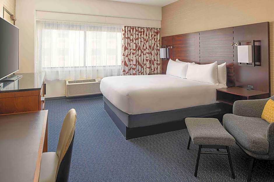 DoubleTree By Hilton Hotel San Francisco Airport