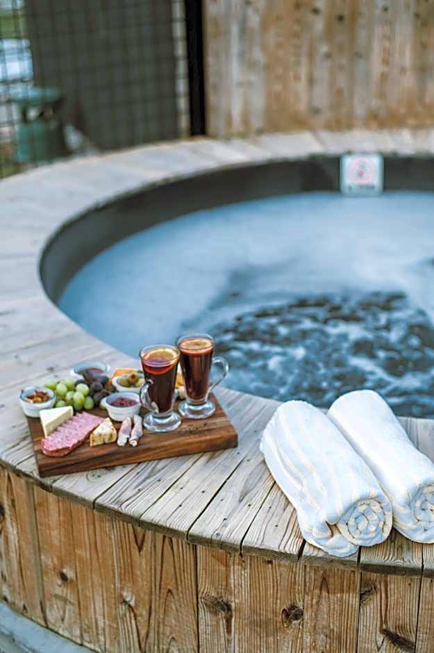 The Ozarker Lodge