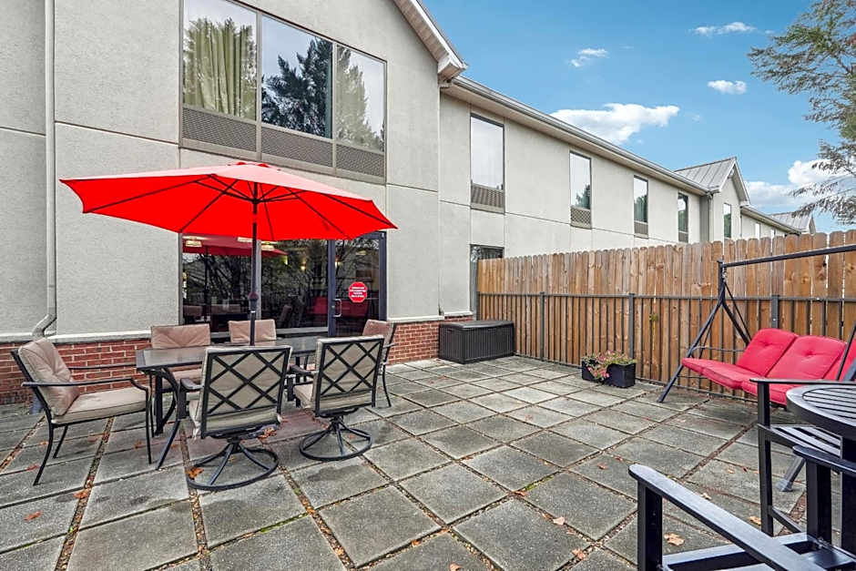 Quality Inn & Suites Dawsonville