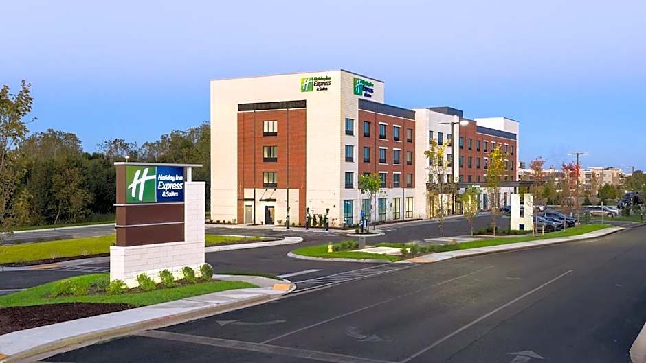 Holiday Inn Express & Suites Murfreesboro West by IHG