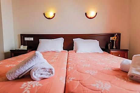 Double or Twin Room with Side Sea View