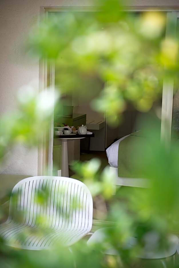 Hotel Restaurant La Vague de Saint Paul & Spa