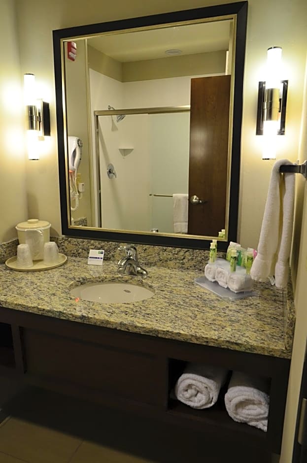 Holiday Inn Express Belgrade-Bozeman Area, an IHG Hotel